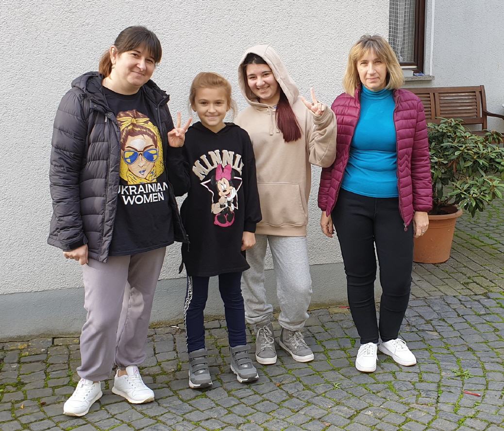 Good Bye Natalia, Kira, Kamila und Irina